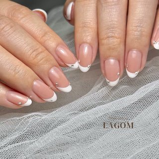 手が綺麗に見えるネイル/ホワイト/#ワンカラーネイルのネイルデザイン