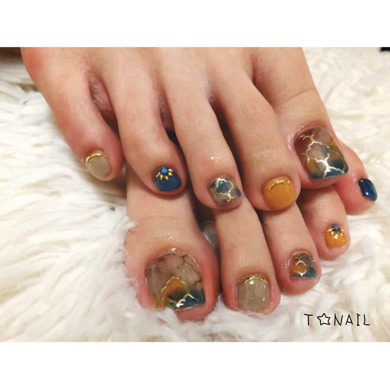秋 冬 女子会 フット アンティーク T Nailのネイルデザイン No ネイルブック