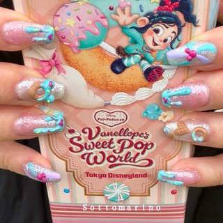 ヴァネロペネイルのネイルデザイン｜ネイルブック