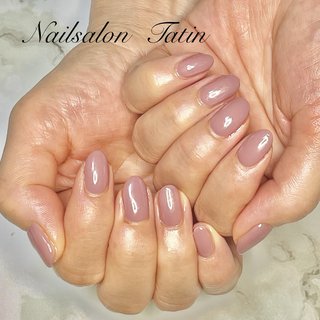 ワンカラー/ショート/#オーバルのネイルデザイン｜ネイルブック