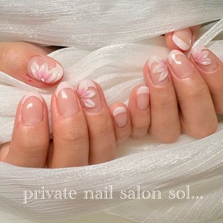 立体フラワーのネイルデザイン｜ネイルブック