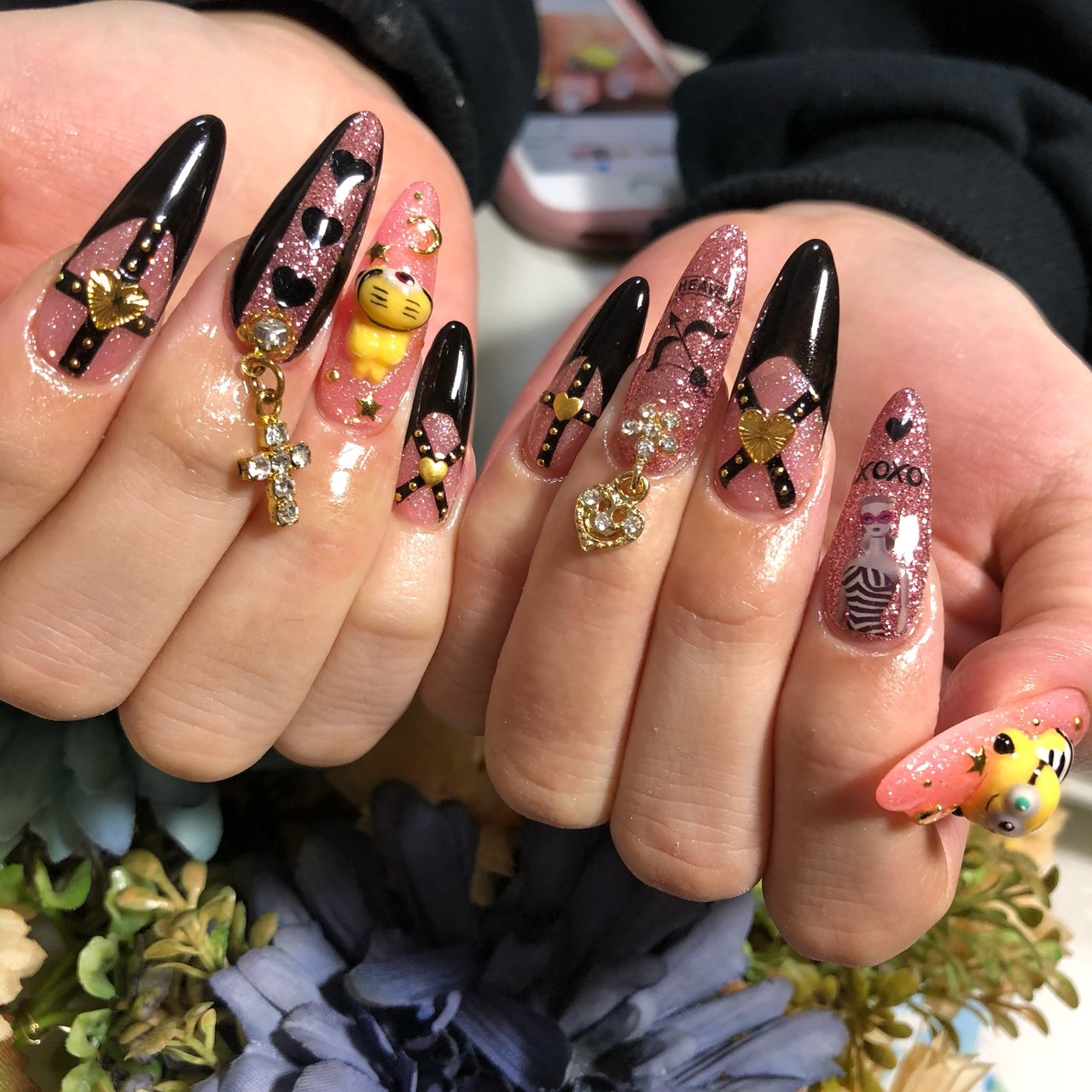 ハンド ラメ 痛ネイル キャラクター 3d Cheri Nailのネイルデザイン No ネイルブック