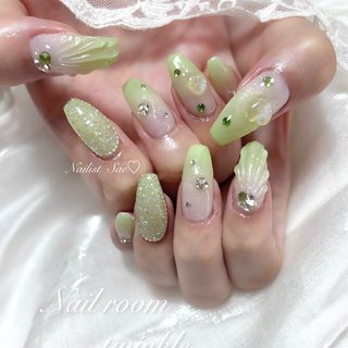 グリーン(緑)/ワンホンネイルのネイルデザイン｜ネイルブック