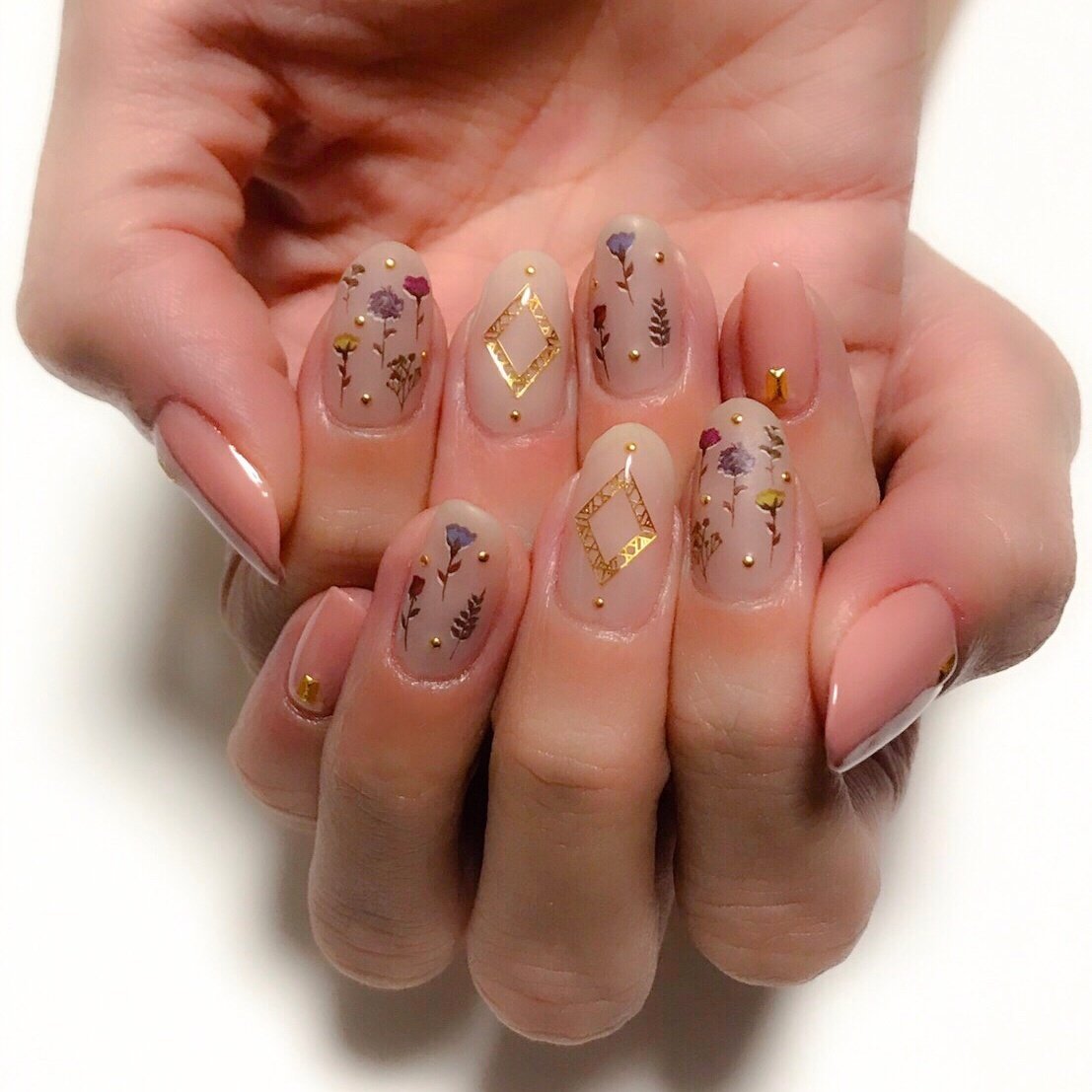 春 ハンド フラワー アンティーク 押し花 Min Nail のネイルデザイン No 2908156 ネイルブック