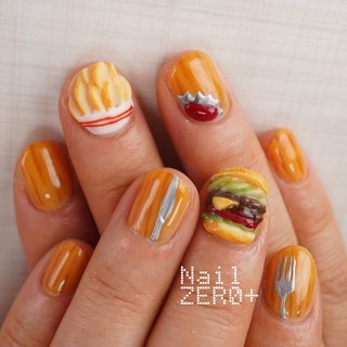 塩見隼人｜池袋 ネイルゼロプラス NailZERO+｜池袋のネイルサロン