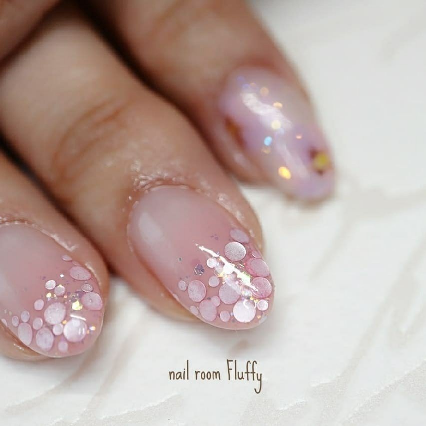 春 ハンド グラデーション ホログラム フラワー Nail Room Fluffy ネイルルーム フラフィ のネイルデザイン No ネイルブック