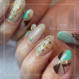 Petit Bonheur【プティボヌール】｜通谷のネイルサロン｜ネイルブック