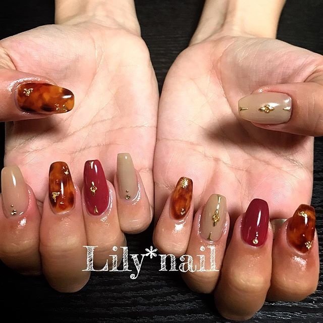 秋 ハンド ワンカラー べっ甲 ベージュ Xxlilynailxxのネイルデザイン No 2913272 ネイルブック