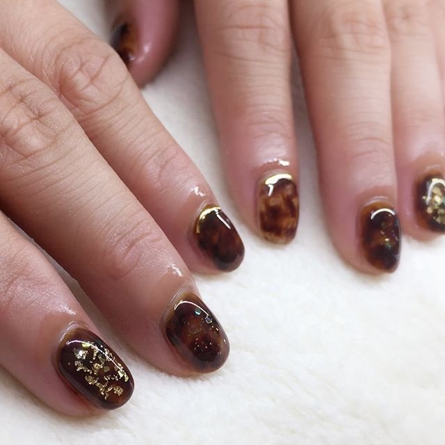 オールシーズン ハンド ニュアンス ショート ブラウン C Nail シーネイル のネイルデザイン No ネイルブック