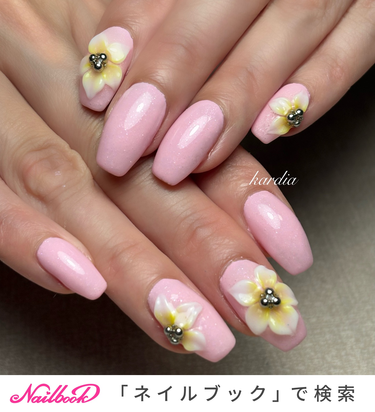 立体フラワーのネイルデザイン｜ネイルブック