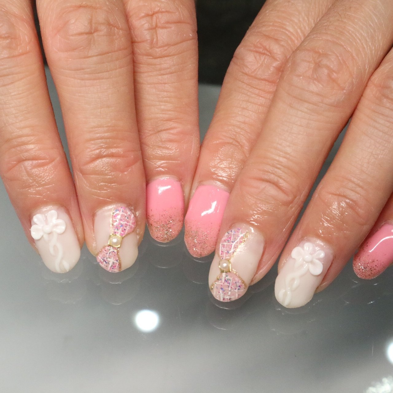 春 オールシーズン 女子会 ハンド ラメ Jewdy Nailのネイルデザイン No ネイルブック