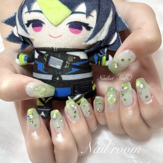 グリーン(緑)/#量産型ネイルのネイルデザイン｜ネイルブック