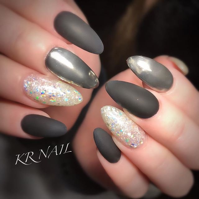 オールシーズン ラメ ワンカラー マット ミラー Kr Nailのネイルデザイン No ネイルブック