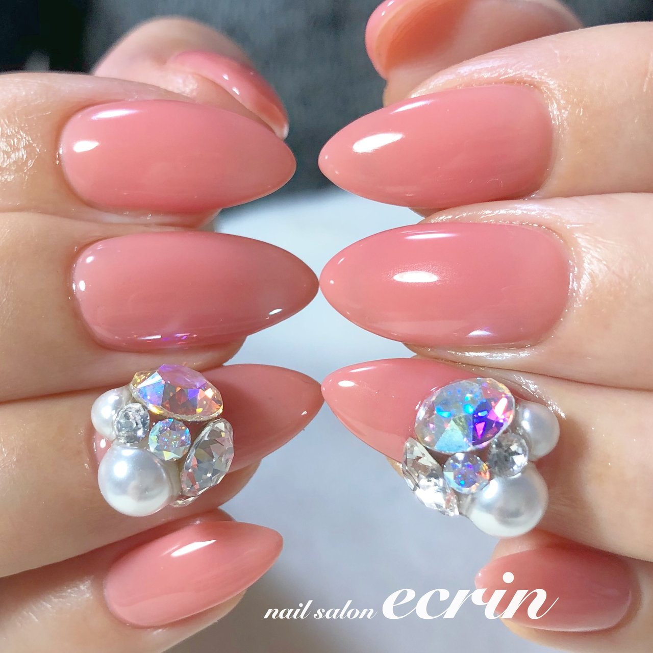 ハンド ワンカラー ビジュー ロング ピンク Nail Ecrinのネイルデザイン No ネイルブック