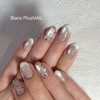 ドット(水玉)/#大人ネイルのネイルデザイン｜ネイルブック