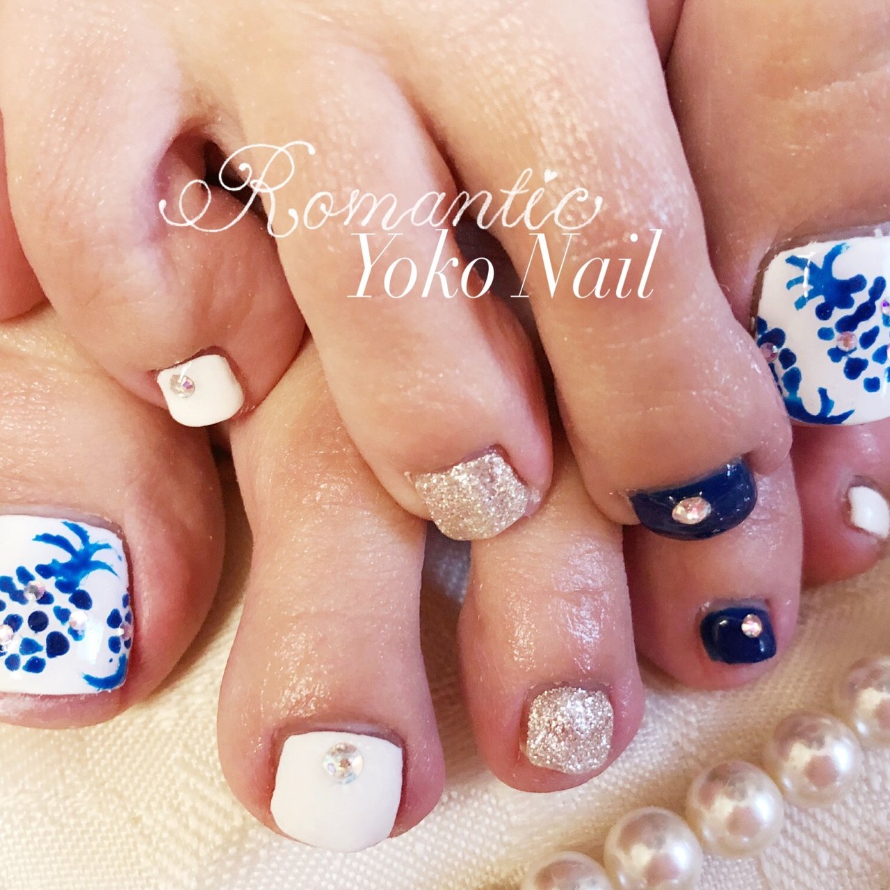 夏 スイーツ ホワイト ネイビー ジェル Yoko Nailのネイルデザイン No ネイルブック