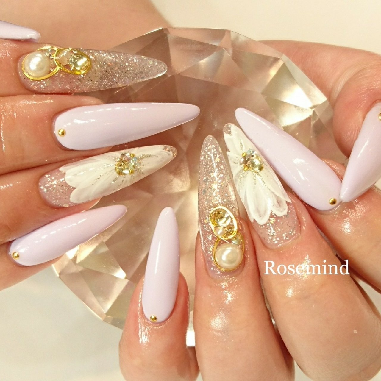 春 ハンド ラメ ビジュー フラワー Nail Rosemindのネイルデザイン No ネイルブック