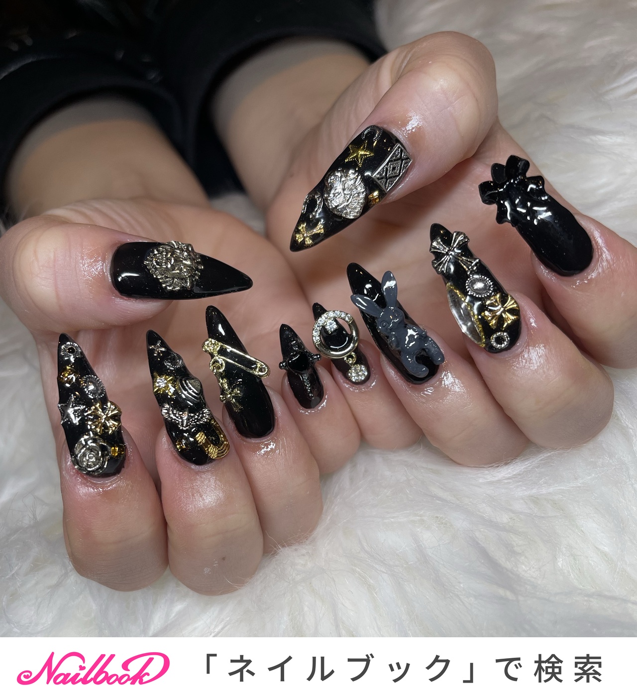ネイルチップ 黒×黄 ゴシック ロングポイント グラデーションシアー