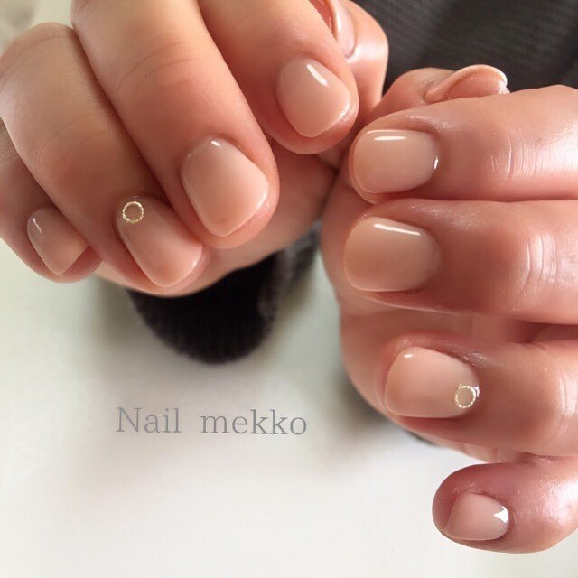 シンプル グラデーション ベージュ ピンク お客様 Nail Mekkoのネイルデザイン No ネイルブック