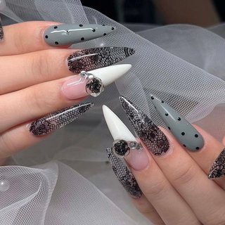 パープル　ラメ　クロムネイル　12個 くすみパープル クロムネイル 12個 紫のクロムネイル×クロムパーツ