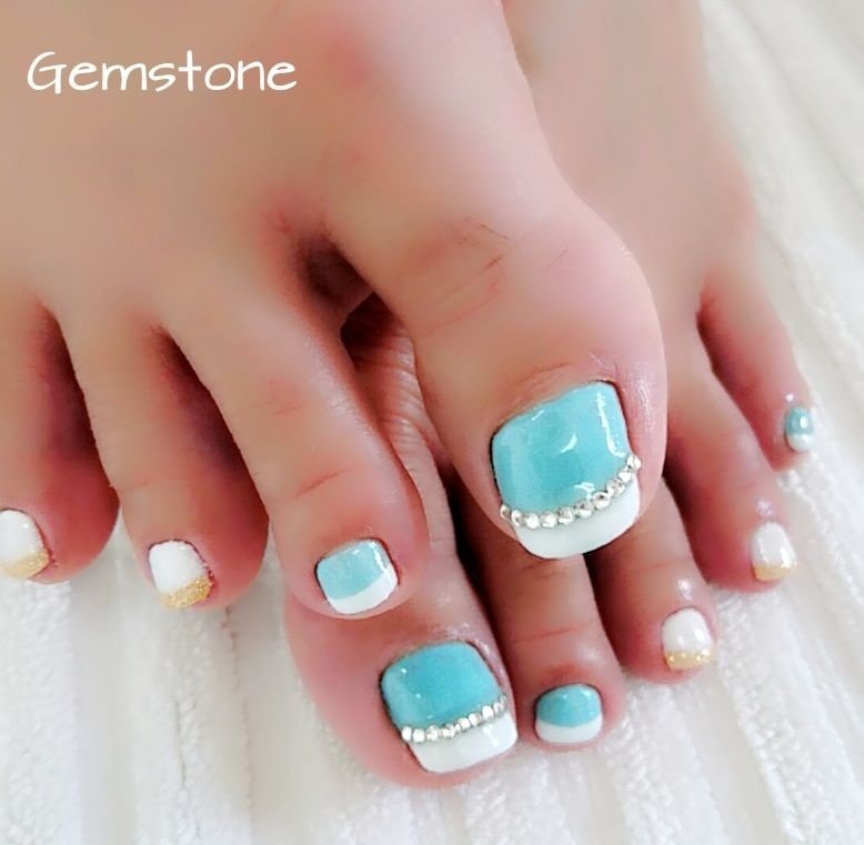 夏 海 リゾート フット フレンチ Luft Nail Foot Salonのネイルデザイン No ネイルブック