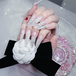 ホワイト(白)/ワンホンネイルのネイルデザイン｜ネイルブック