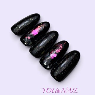 個性派ニュアンスのネイルデザイン｜ネイルブック