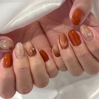うるちゅるムーンネイル/レトロ/コンパクト/オーロラ オーロラ/ちゅるんのネイルデザイン｜ネイルブック