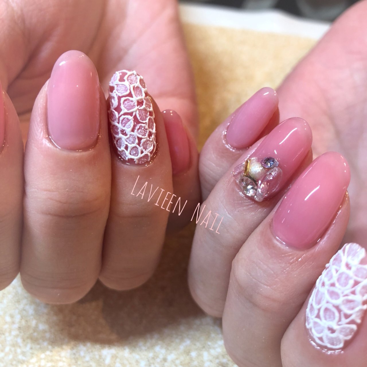 フラワー シースルー レース アイシング Lavieennailのネイルデザイン No ネイルブック