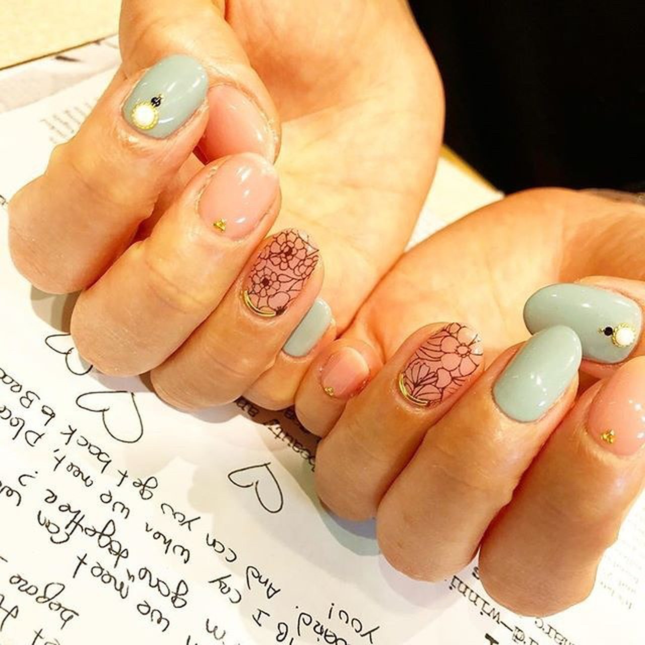 春 夏 デート ハンド ワンカラー Elega Nailのネイルデザイン No ネイルブック