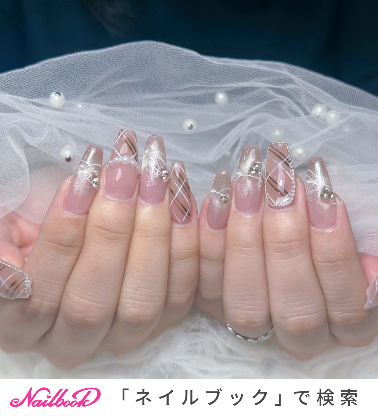 2026年】新着順｜雪の結晶(スノー)のネイルデザイン｜ネイルブック