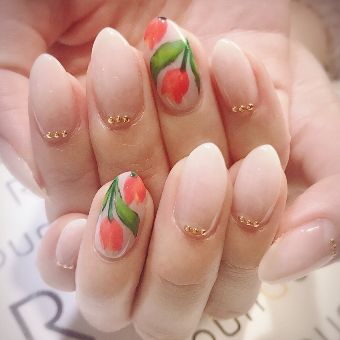 春 ハンド シンプル グラデーション ワンカラー みむのネイルデザイン No ネイルブック