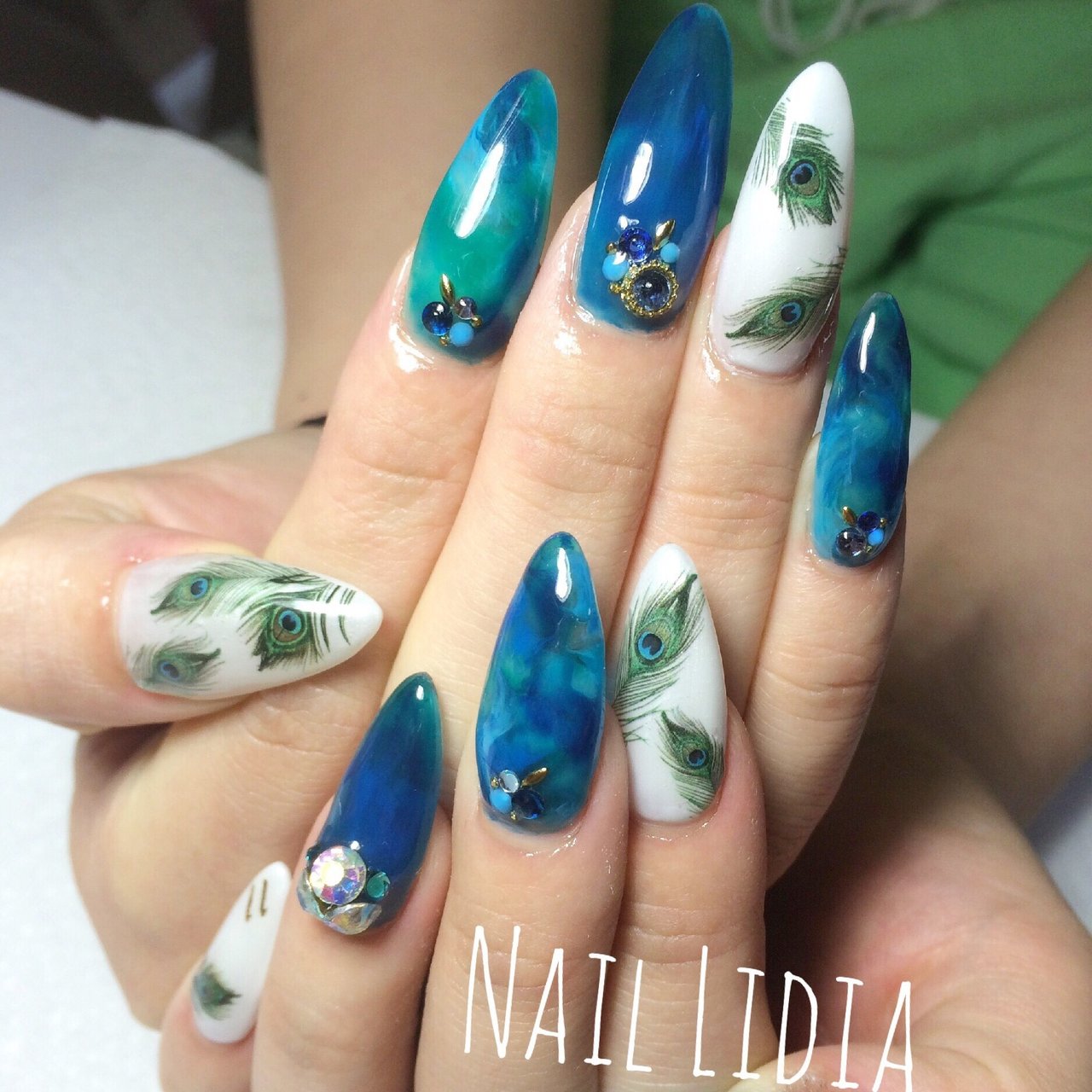 夏 旅行 海 リゾート ハンド Nail Lidia Lisaのネイルデザイン No ネイルブック