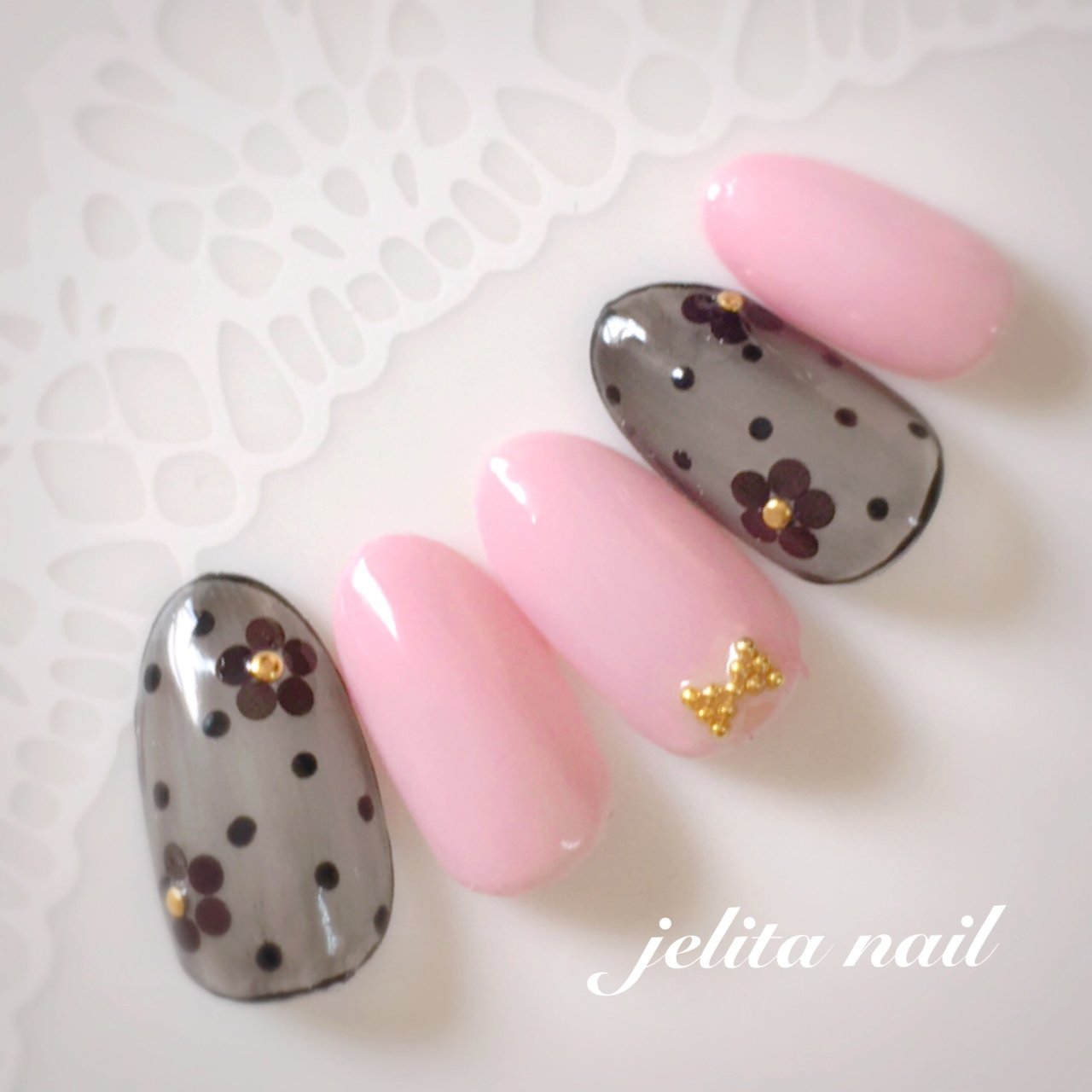 ホログラム フラワー シースルー ドット ピンク Jelita Nail 麻生理香子のネイルデザイン No 2962767 ネイルブック