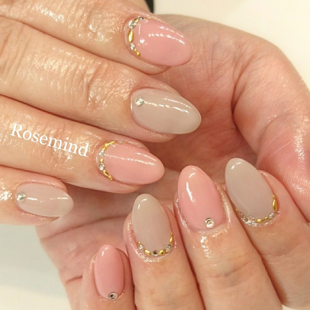 春 オフィス ハンド シンプル ビジュー Nail Rosemindのネイルデザイン No 2966066 ネイルブック