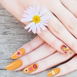 オフィス ハンド ロング 水色 ジェル ミランダ カーのネイルデザイン No ネイルブック