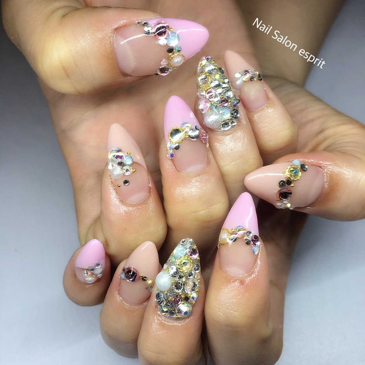 パーティー デート 女子会 ハンド フレンチ Nail Salon Esprit 和光市 朝霞市 のネイルデザイン No ネイルブック