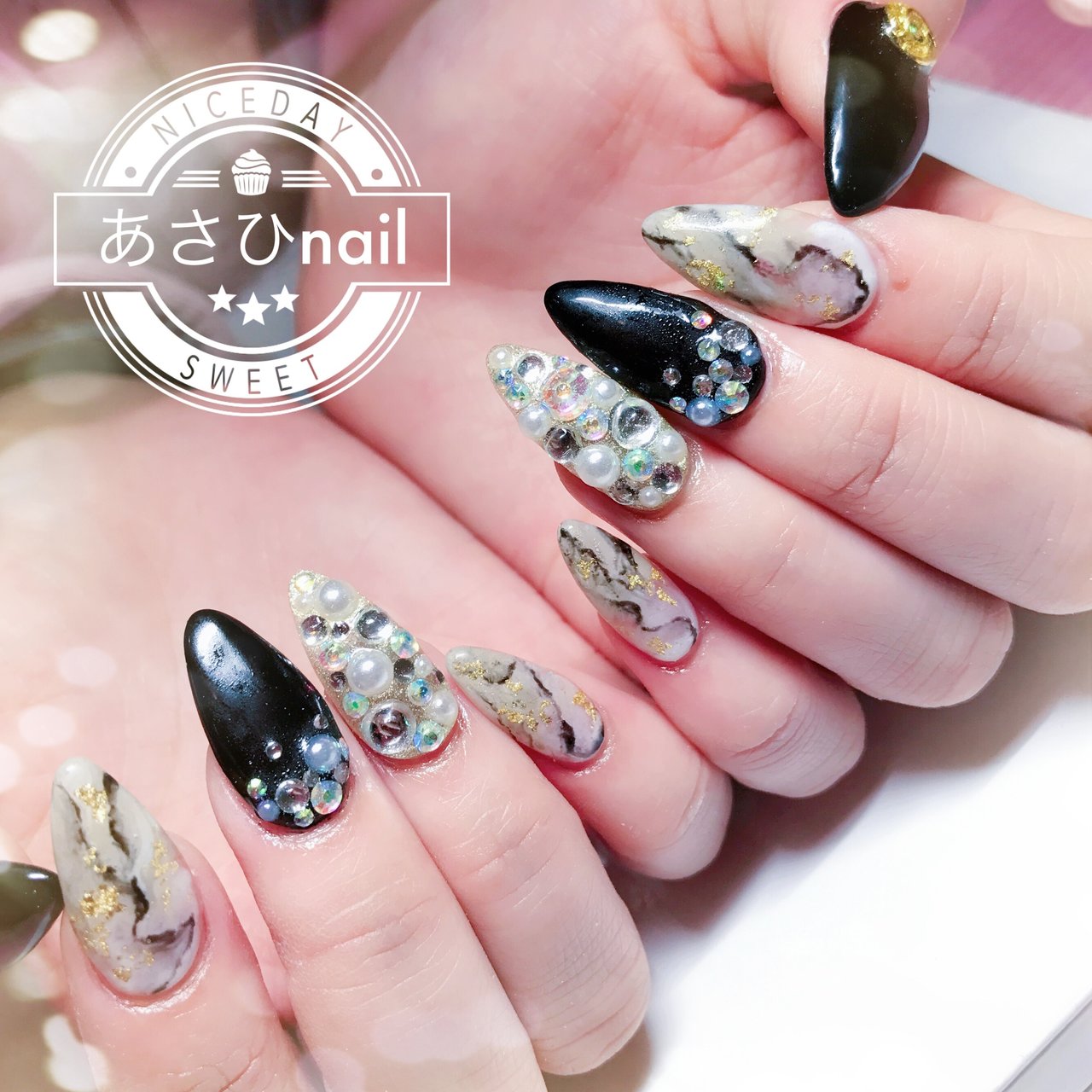 オールシーズン ハンド 大理石 ブラック カラフル A Nail Salonのネイルデザイン No ネイルブック