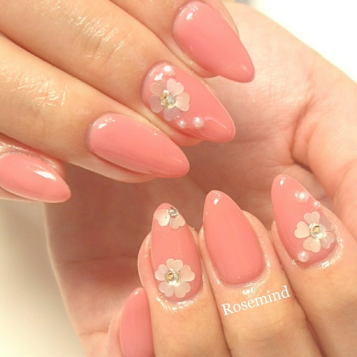 春 ハンド ホログラム ワンカラー フラワー Nail Rosemindのネイルデザイン No ネイルブック