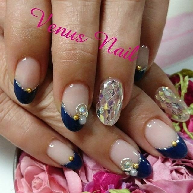 ハンド フレンチ ビジュー ネイビー ジェル Venusnail ヴィーナスネイル のネイルデザイン No ネイルブック