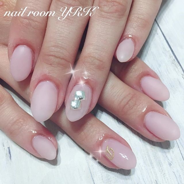 オールシーズン オフィス ハンド シンプル ワンカラー Nail Room Yrkのネイルデザイン No ネイルブック