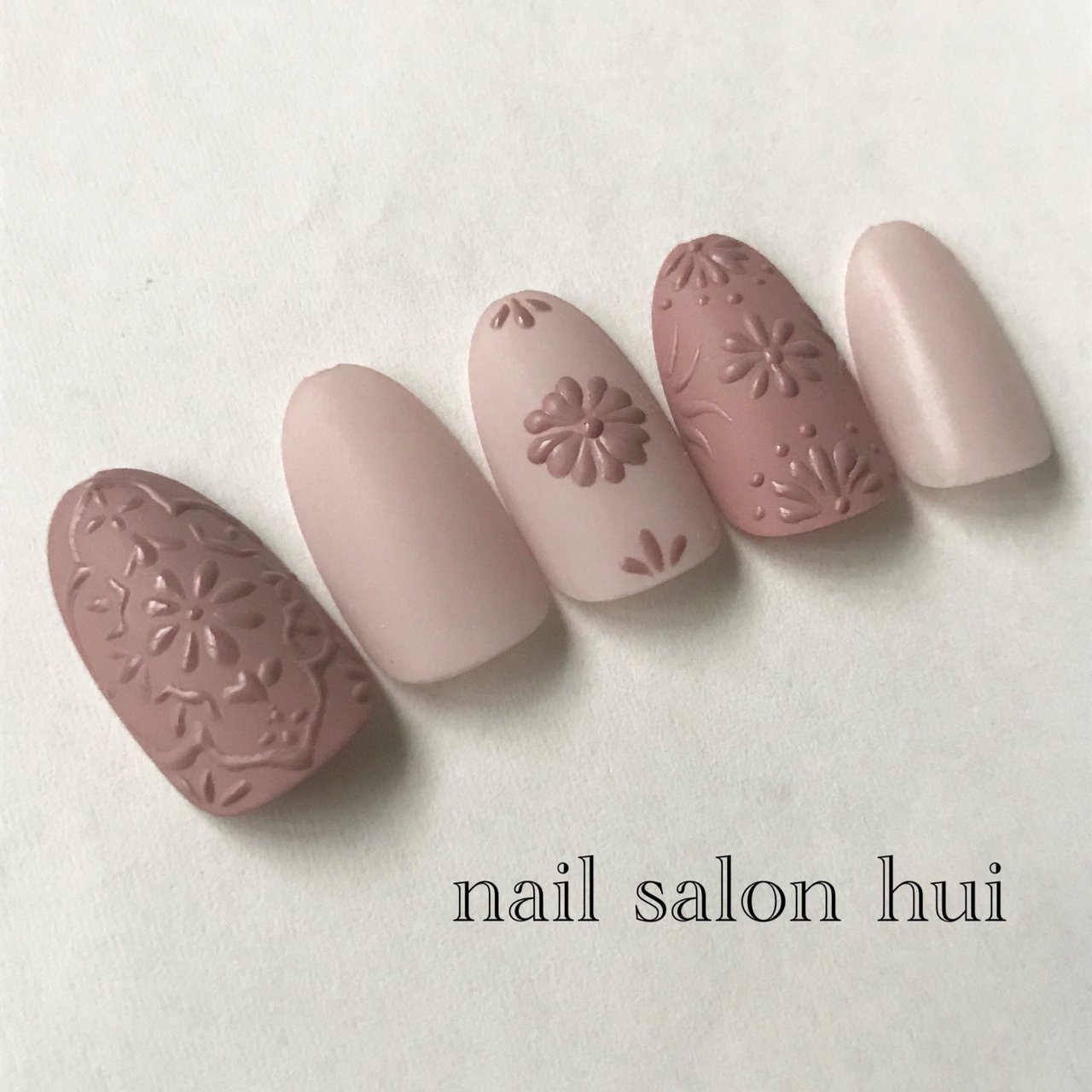 オールシーズン ハンド エスニック アイシング ミディアム Nailsalon Huiのネイルデザイン No ネイルブック