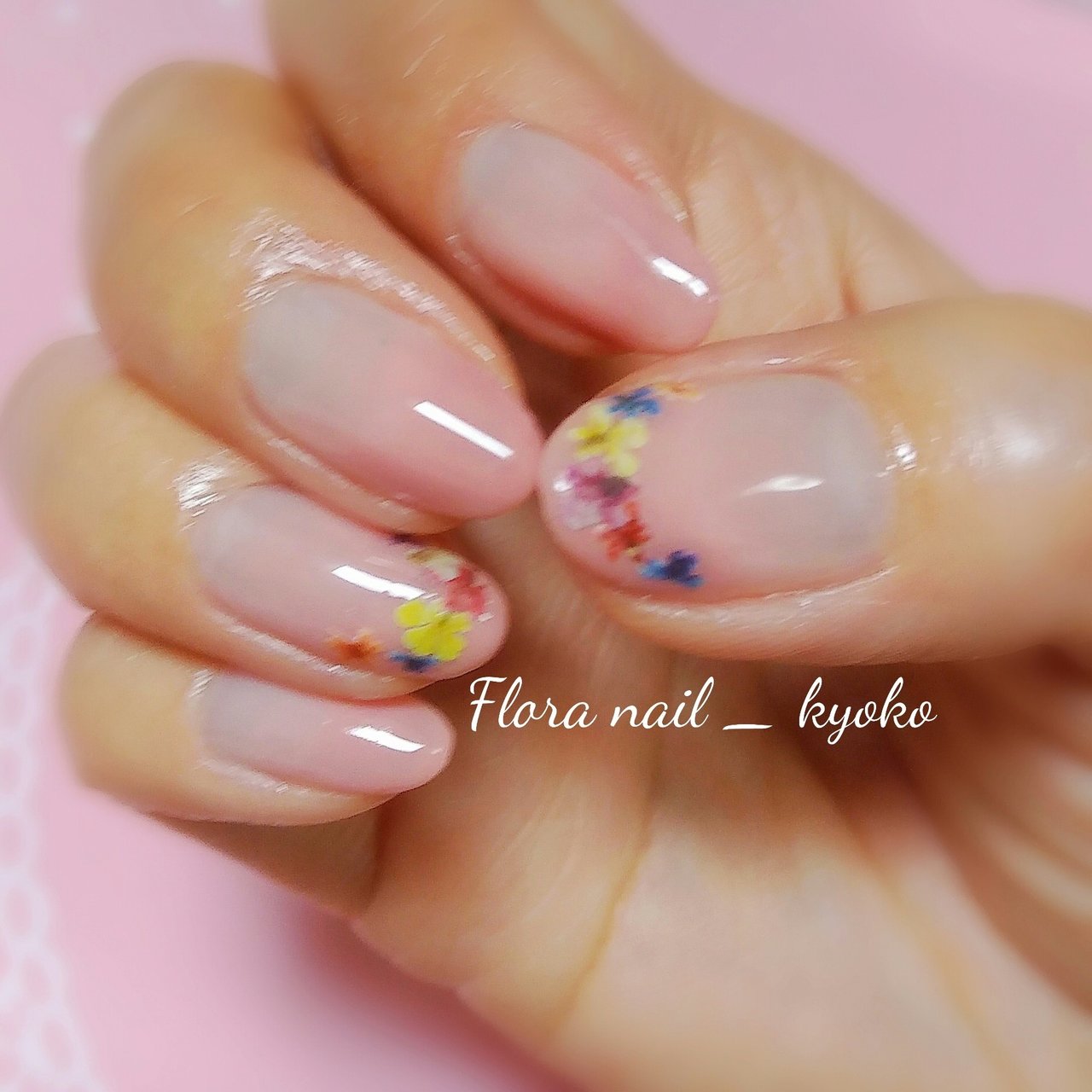 春 オフィス ブライダル デート ハンド Flora Nail Kyokoのネイルデザイン No ネイルブック