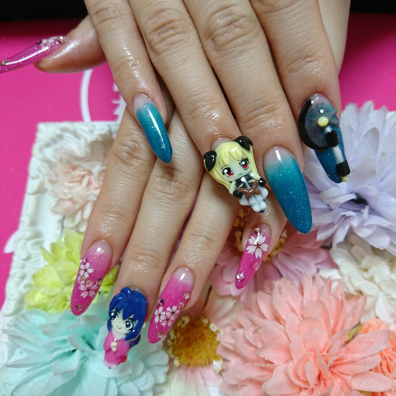 オールシーズン ライブ ハンド 痛ネイル キャラクター いろはねいる Asakiのネイルデザイン No ネイルブック