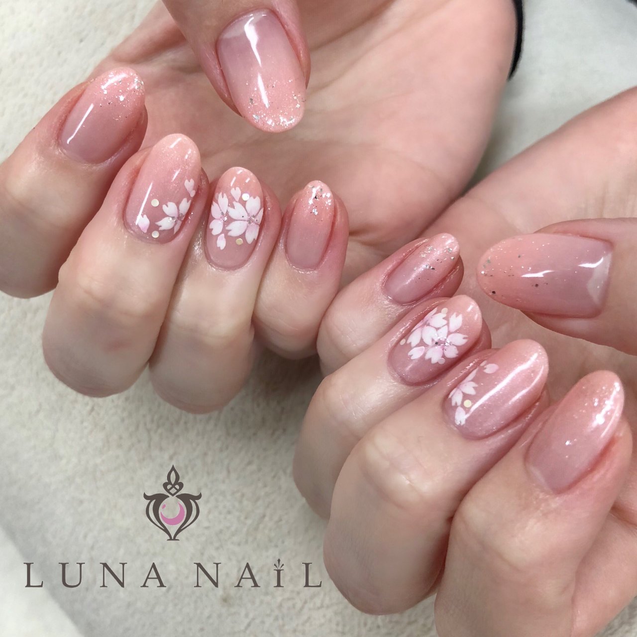 春 オフィス 女子会 ハンド グラデーション Luna Nail のネイルデザイン No ネイルブック