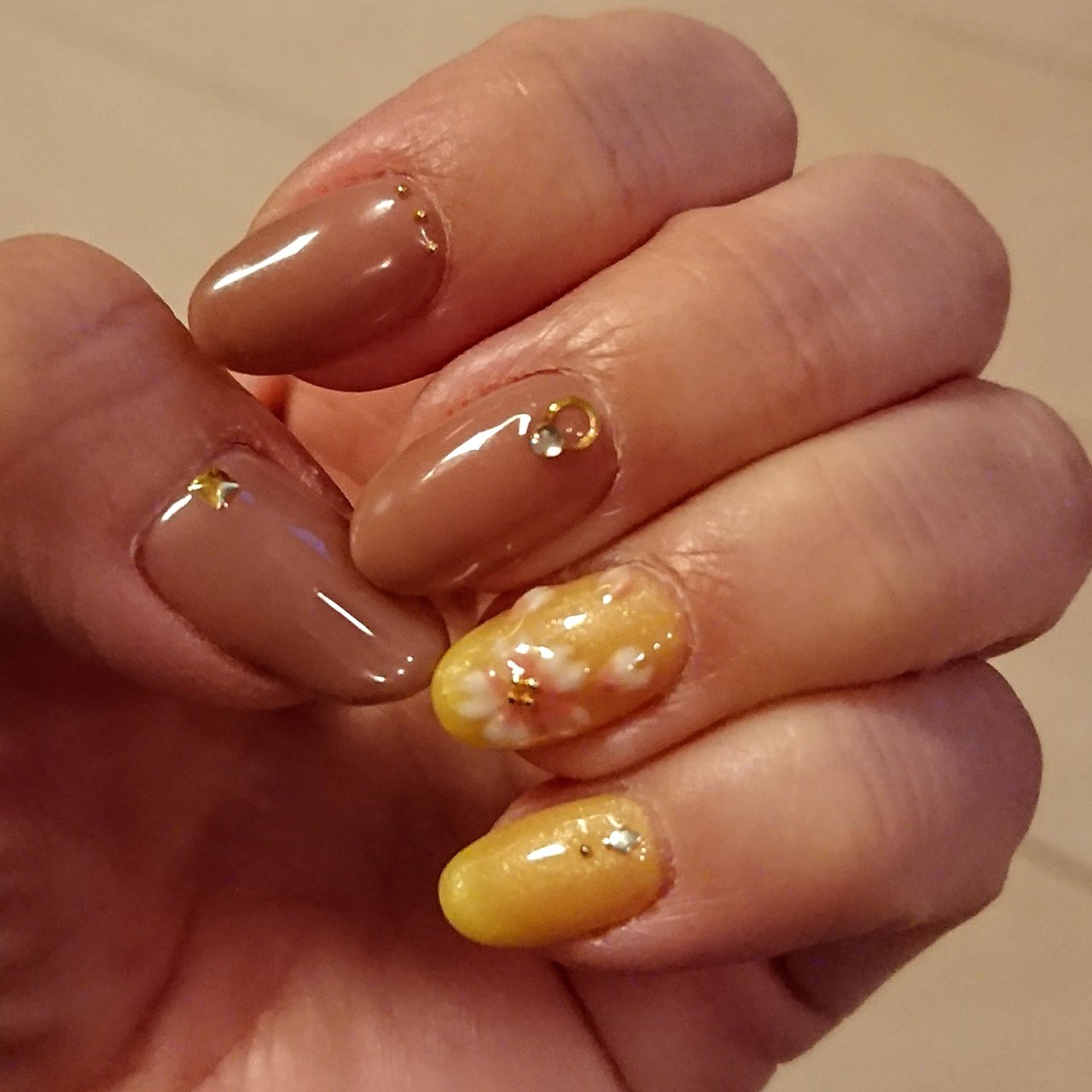 春 女子会 ハンド シンプル ワンカラー Yukidaryumaのネイルデザイン No 302 ネイルブック