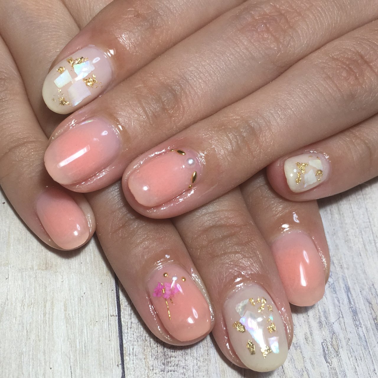 オールシーズン パーティー ハンド シェル チーク Saho Nailのネイルデザイン No ネイルブック