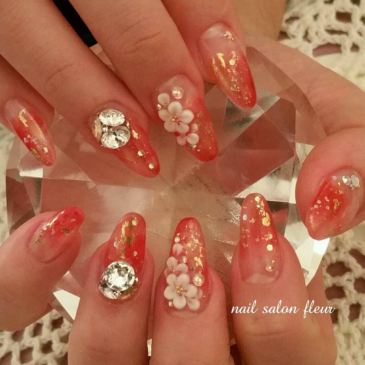 成人式 ハンド グラデーション ラメ フラワー Nailsalonfleur フルール 御殿場のネイルデザイン No ネイルブック