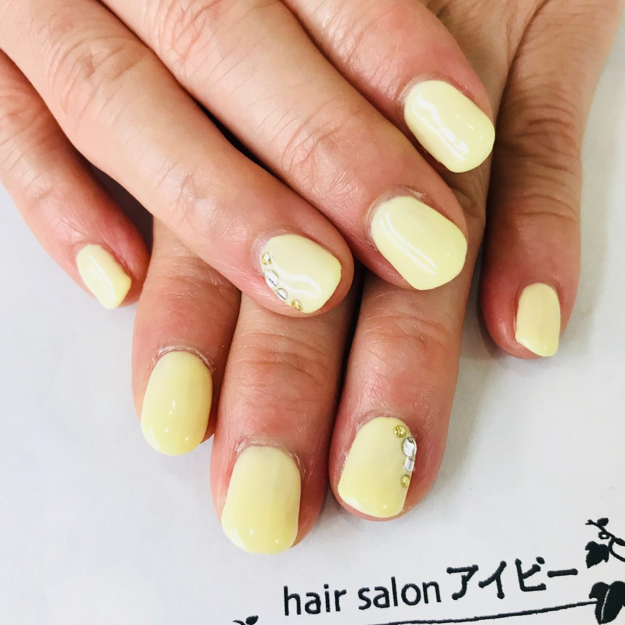 春 夏 オフィス ハンド ワンカラー Ivy Nail Salonのネイルデザイン No ネイルブック