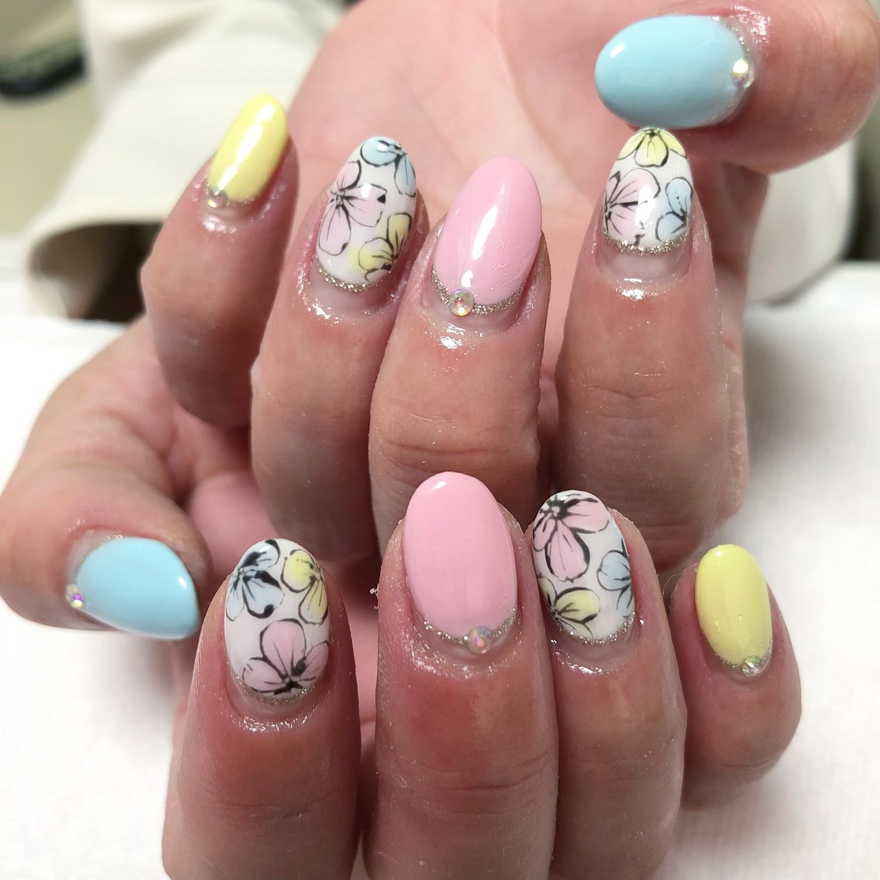 ハンド フレンチ フラワー ミディアム ピンク Nattsun04のネイルデザイン No ネイルブック